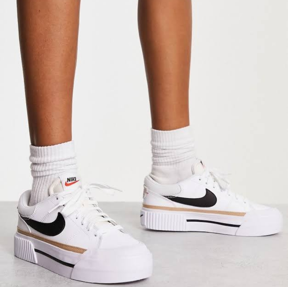 Nike Court Legacy Lift